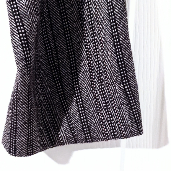 Dagg & Stacey Grey, Blue Belted Flattering Lined Pinstriped Blazer. XXS - Picture 14 of 16